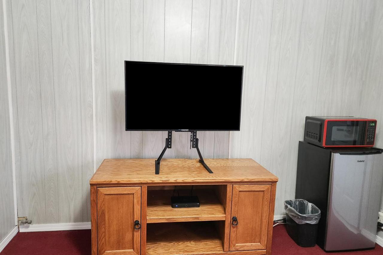 Oyo Hotel Colby, Ks Dış mekan fotoğraf